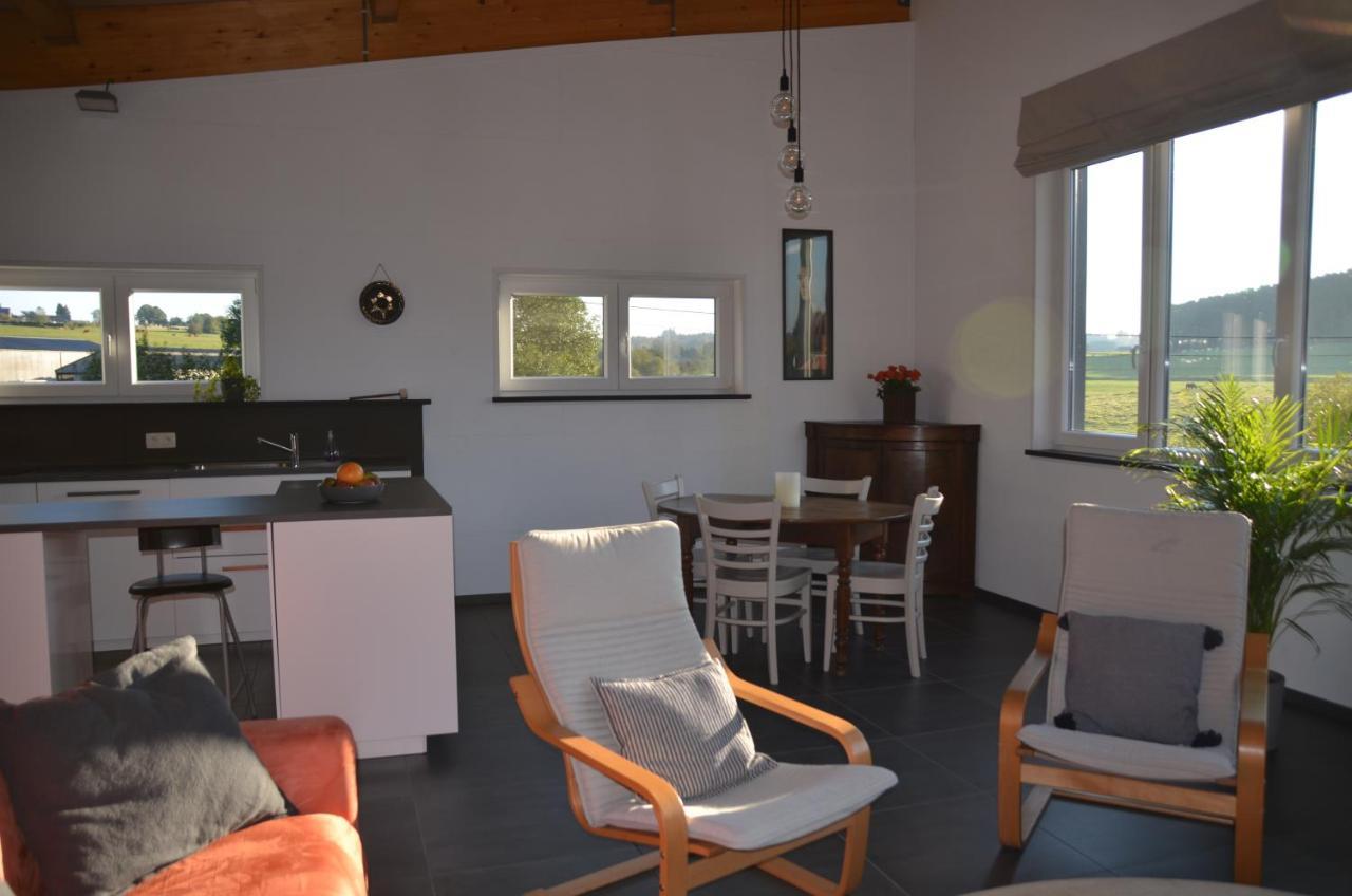 Un Espace Au Bord De L'Eau Paliseul Exterior photo